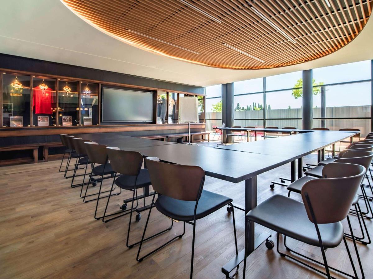 Ibis Styles Castelnaudary Hotel Bagian luar foto
